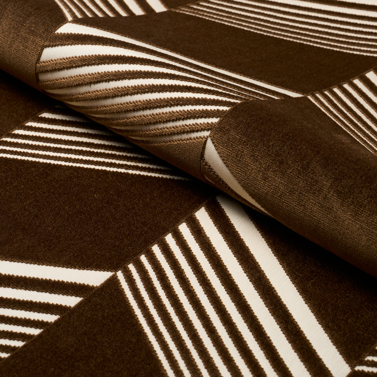 JESSIE-CUT-VELVET-SABLE-SCHUMACHER-81575 - Schumacher Fabric