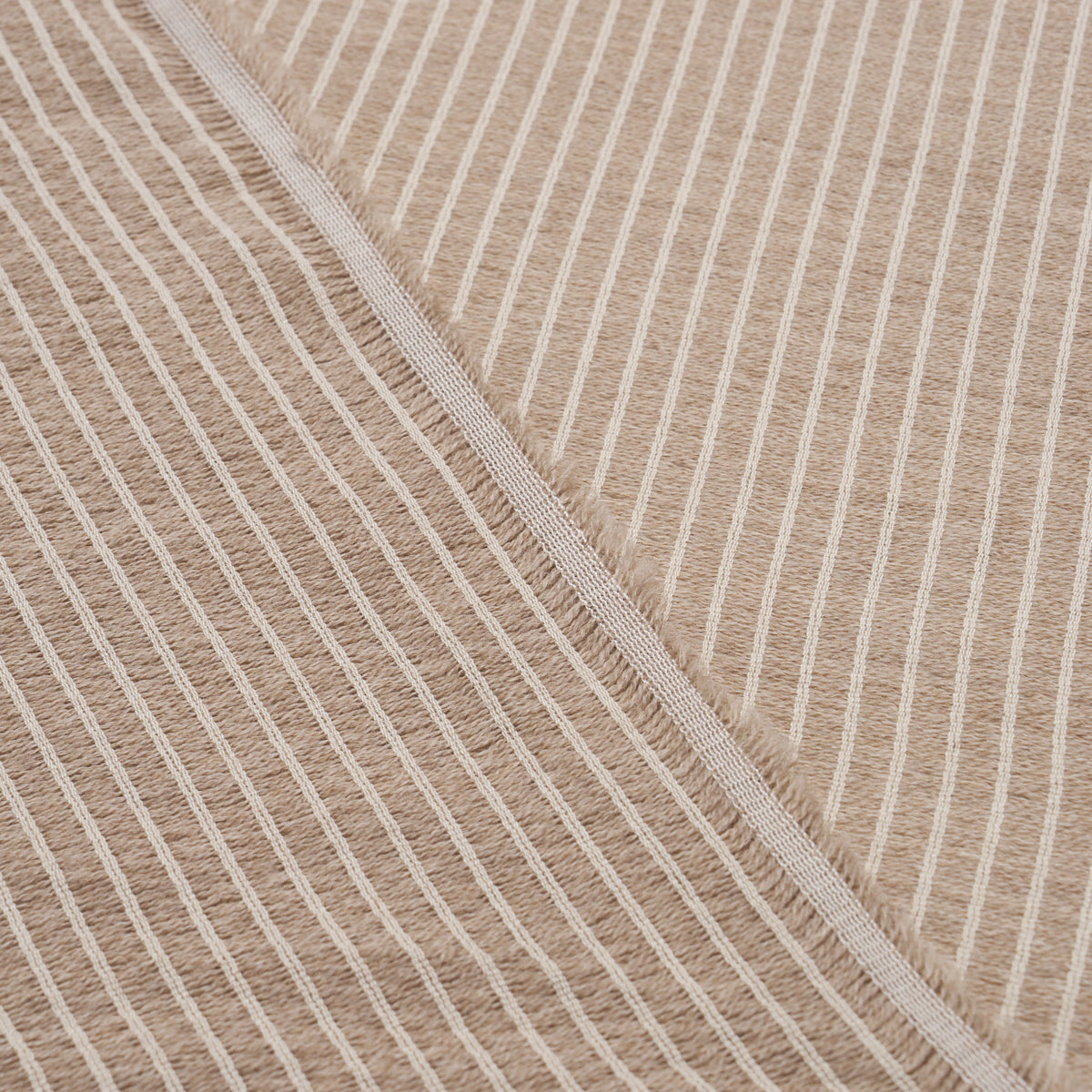 WREN-ALPACA-SHEER-NATURAL-SCHUMACHER-81942 - Schumacher Fabric