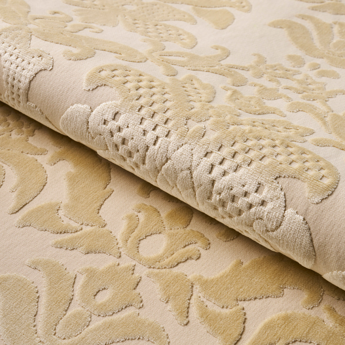 LIMBOURG-DAMASK-VELVET-PEARL-SCHUMACHER-82161 - Schumacher Fabric