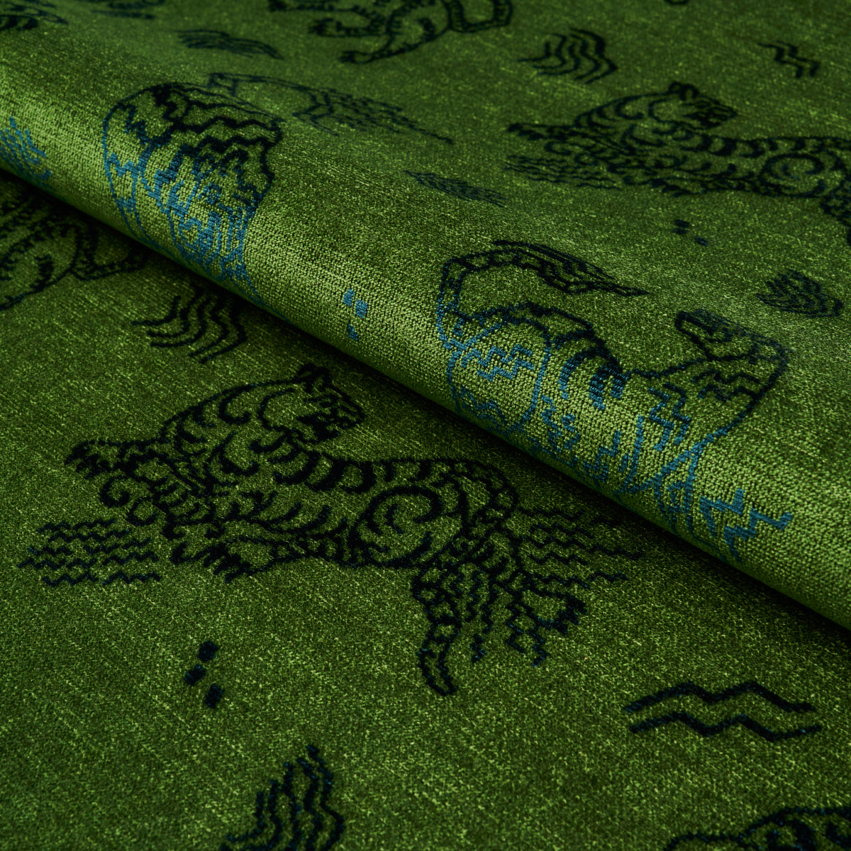 KINABALU-VELVET-EMERALD-SCHUMACHER-82171 - Schumacher Fabric