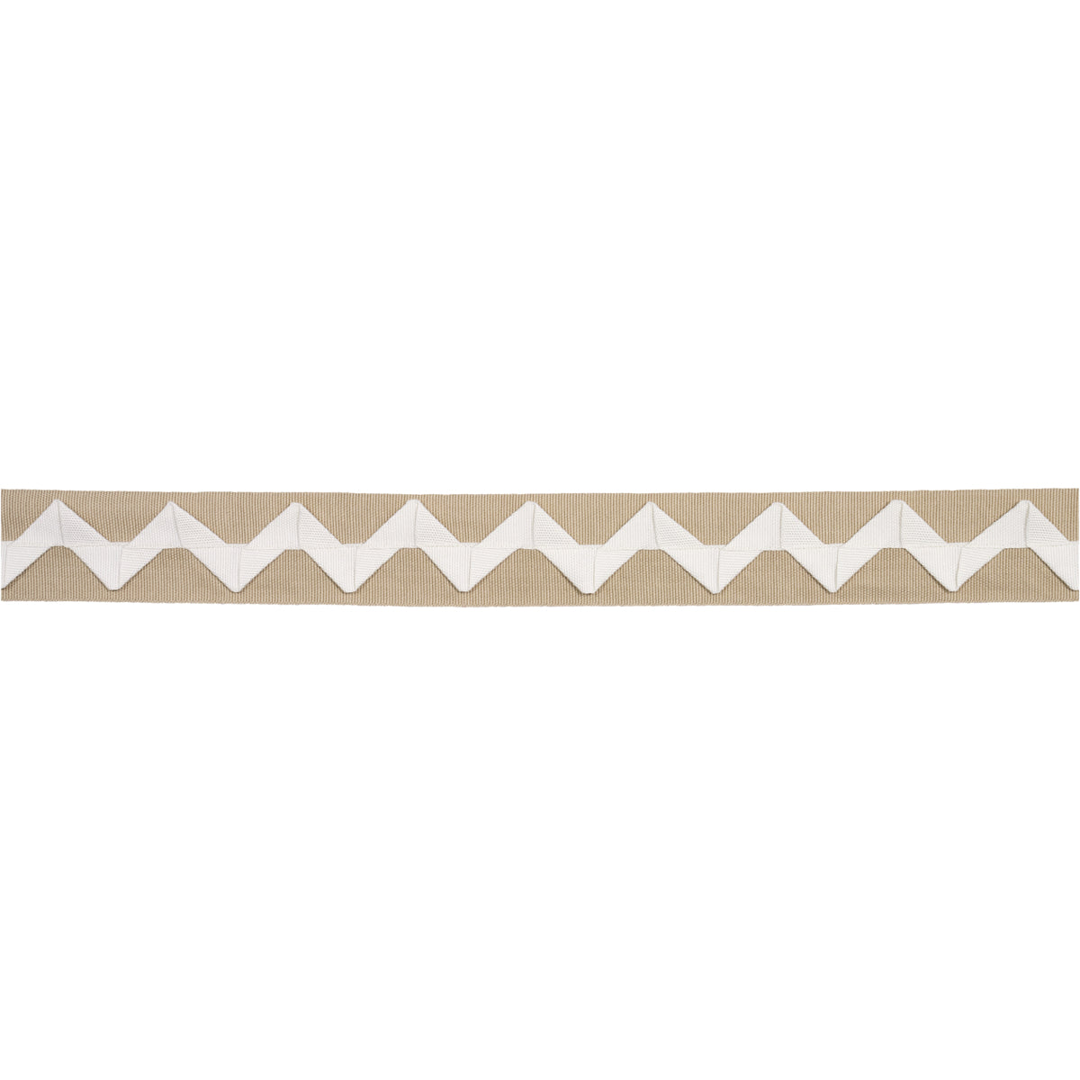 LAZARE-APPLIQU-TAPE-IVORY-ON-NATURAL-SCHUMACHER-82242 - Schumacher Trim