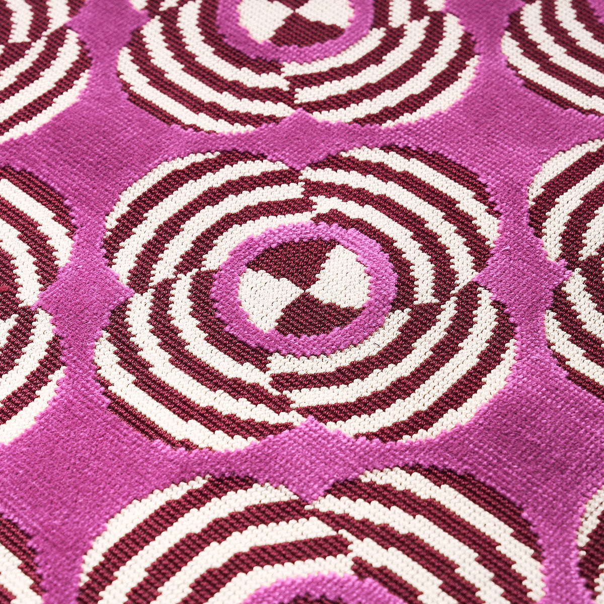 LE-MODERNE-CUT-VELVET-MAGENTA-SCHUMACHER-82262 - Schumacher Fabric