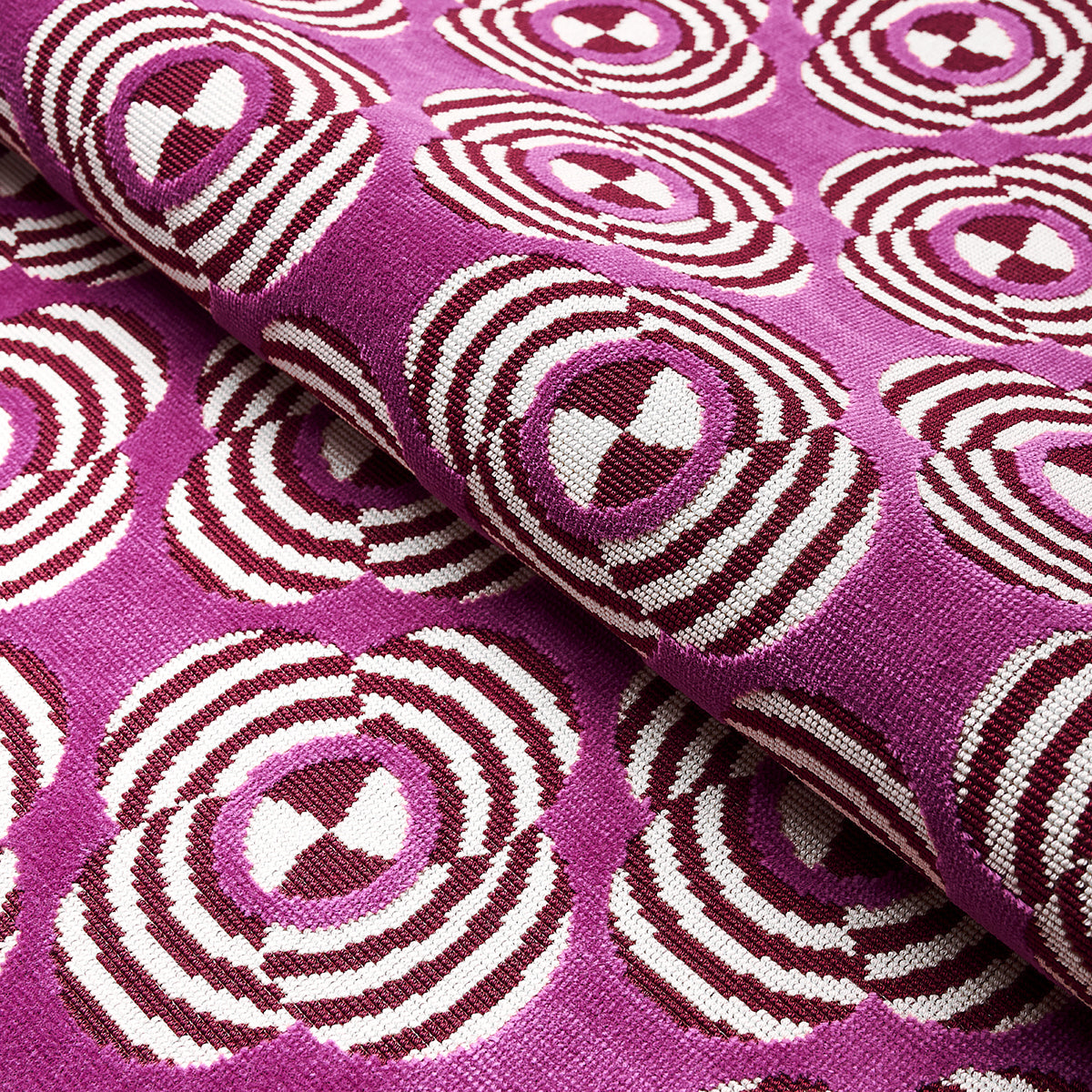 LE-MODERNE-CUT-VELVET-MAGENTA-SCHUMACHER-82262 - Schumacher Fabric