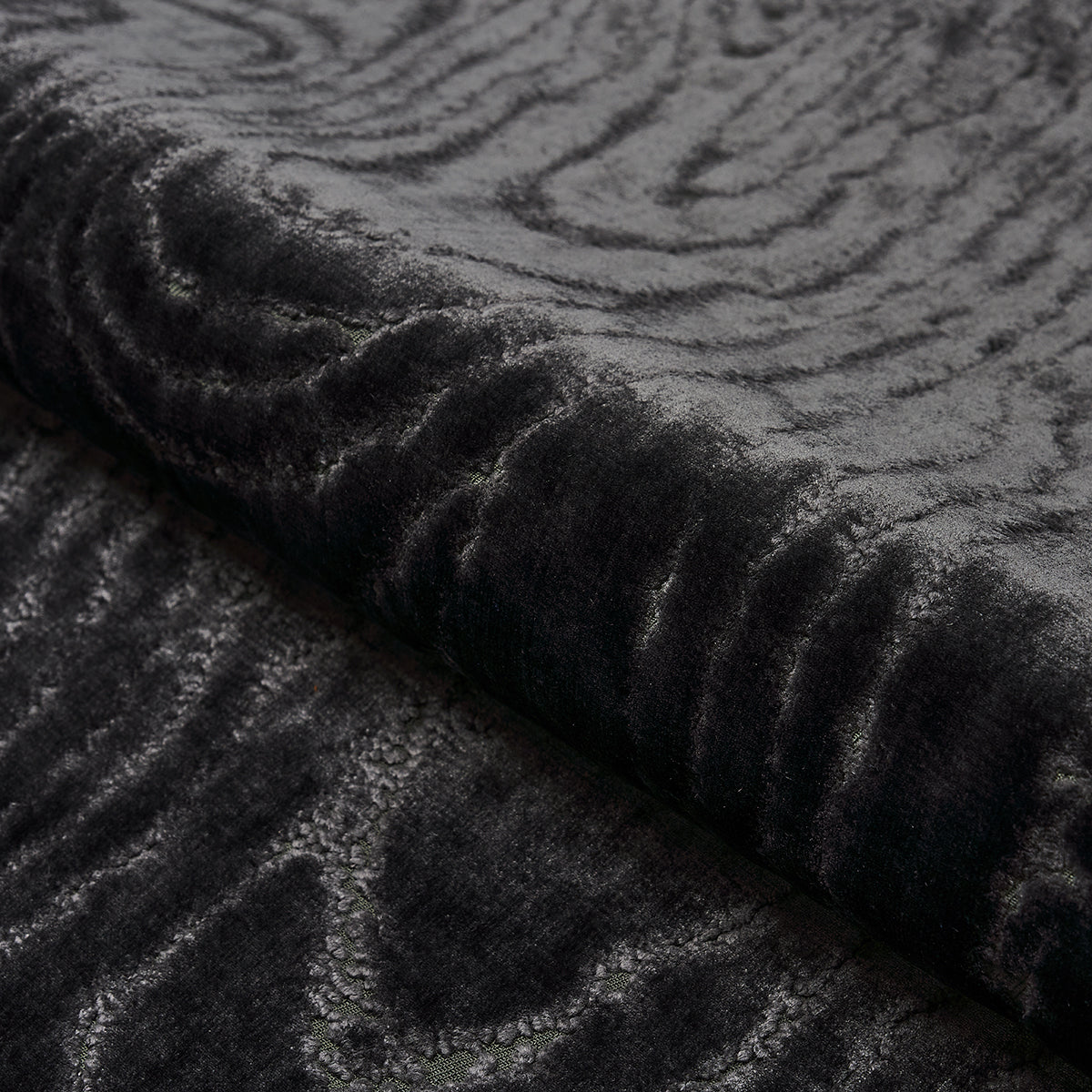 MARISA-MOIRE-VELVET-SMOKE-SCHUMACHER-82751 - Schumacher Fabric