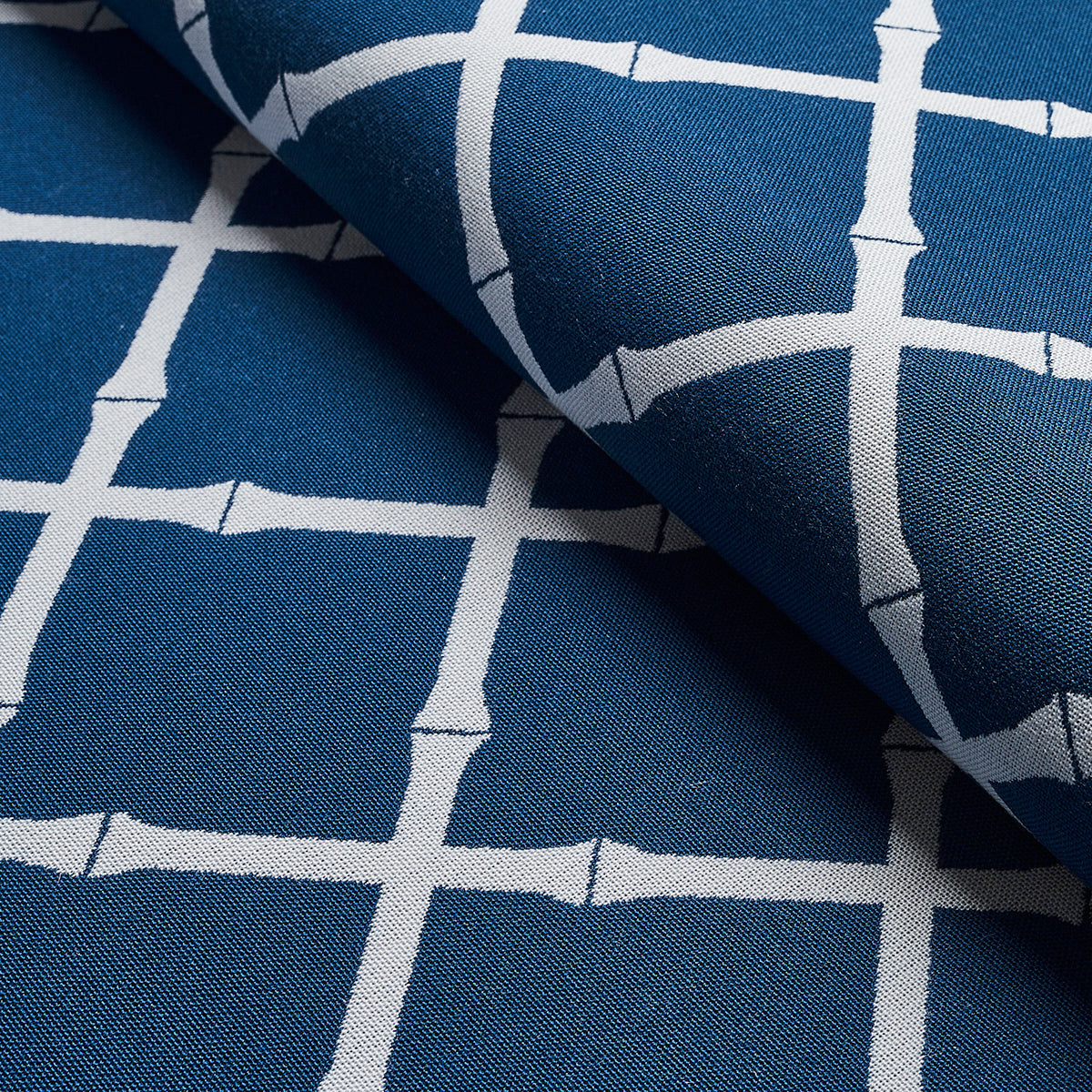 BAMBOO-TRELLIS-INDOOR-OUTDOOR-NAVY-SCHUMACHER-82762 - Schumacher Fabric