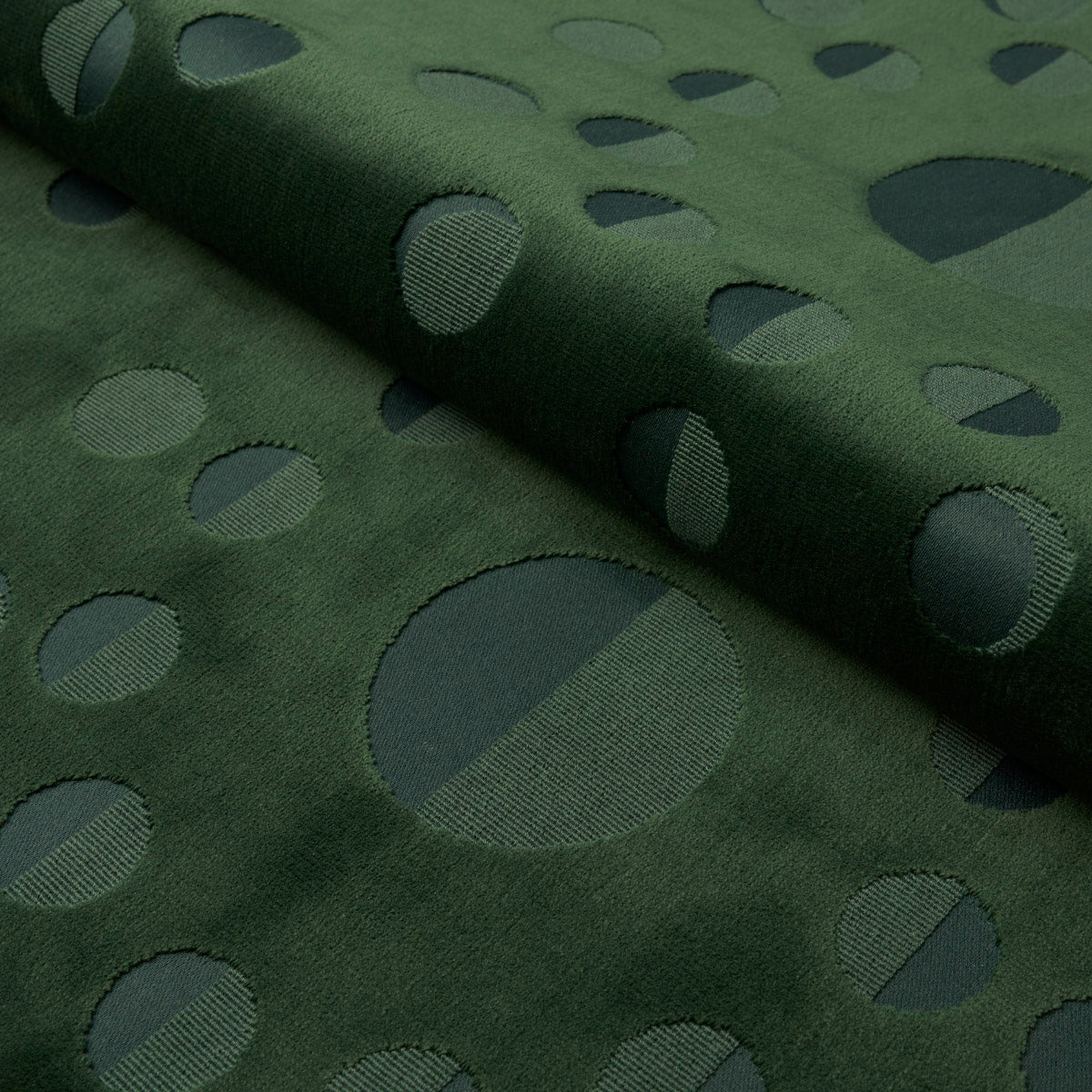 MOON-PHASE-VELVET-GREEN-SCHUMACHER-83190 - Schumacher Fabric