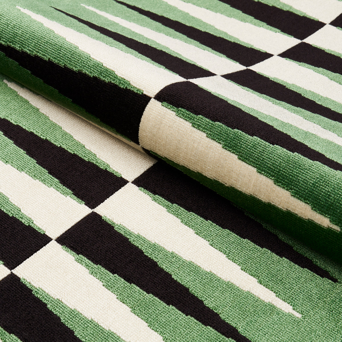 BACKGAMMON-CUT-VELVET-GREEN-SCHUMACHER-83202 - Schumacher Fabric