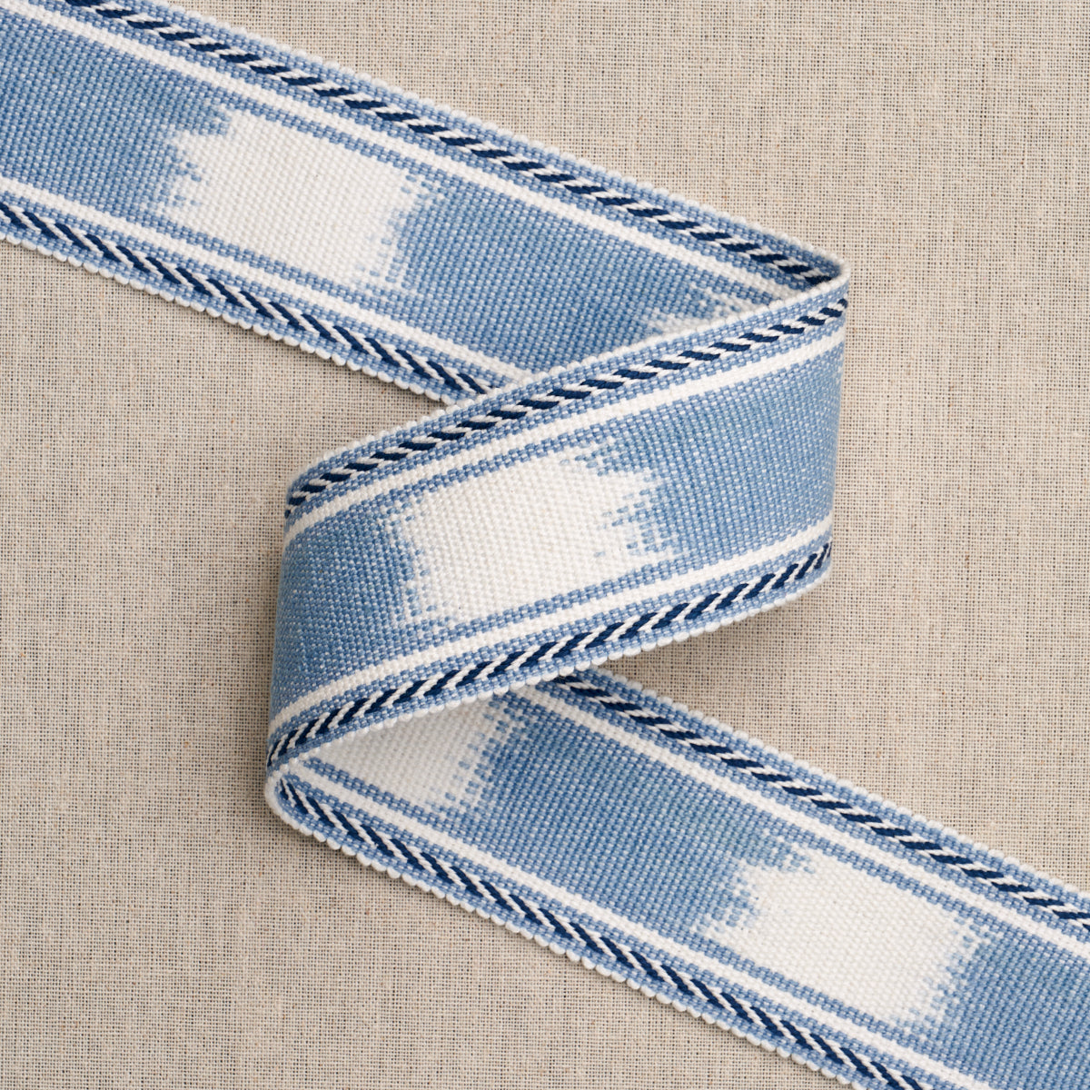 BANYAN-TAPE-NARROW-SKY-SCHUMACHER-83241 - Schumacher Trim