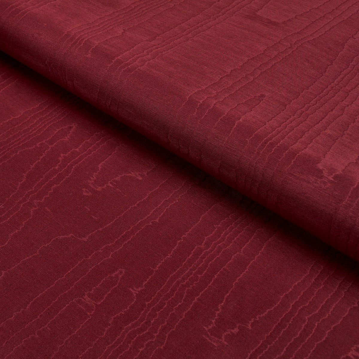 BEAU-COTTON-LINEN-MOIR-CRIMSON-SCHUMACHER-83254 - Schumacher Fabric