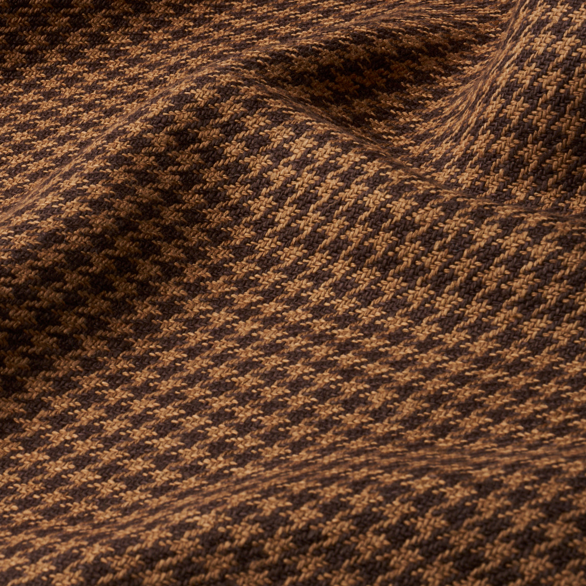 LOTTI-LINEN-HOUNDSTOOTH-BROWN-SCHUMACHER-83341 - Schumacher Fabric