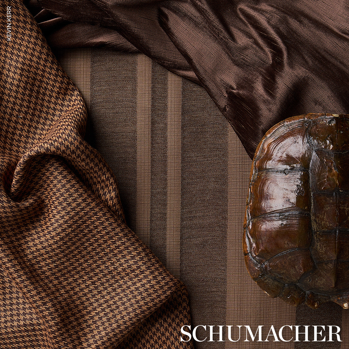 LOTTI-LINEN-HOUNDSTOOTH-BROWN-SCHUMACHER-83341 - Schumacher Fabric