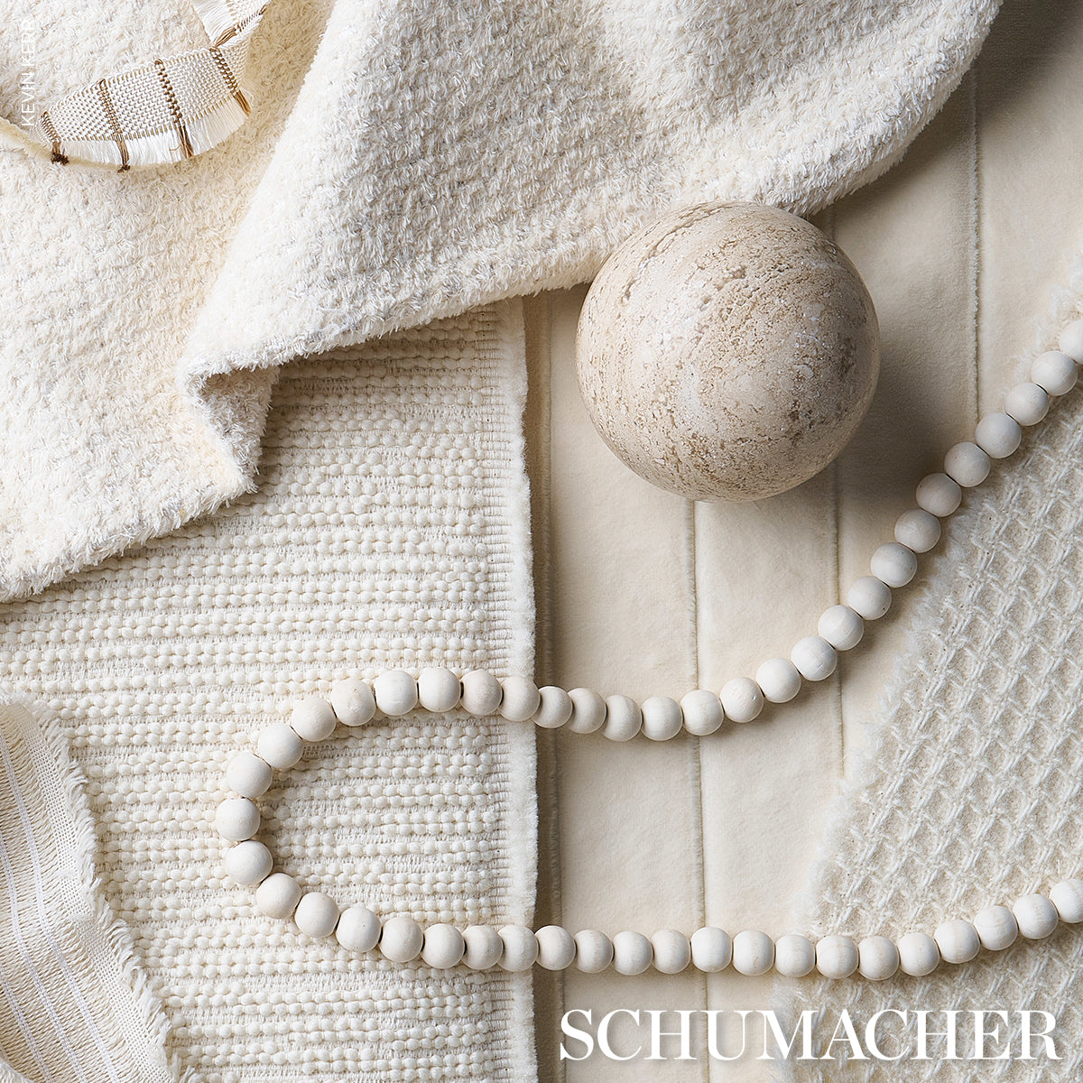 FRANCES-SILK-FRINGE-GOLD-SCHUMACHER-83370 - Schumacher Recortar