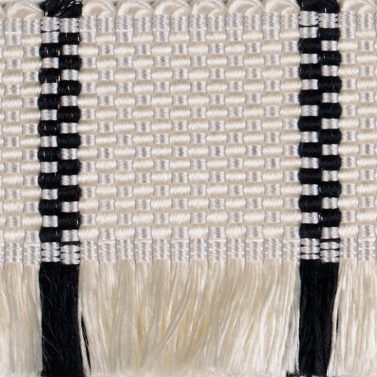 FRANCES-SILK-FRINGE-BLACK-AND-WHITE-SCHUMACHER-83371 - Schumacher Recortar
