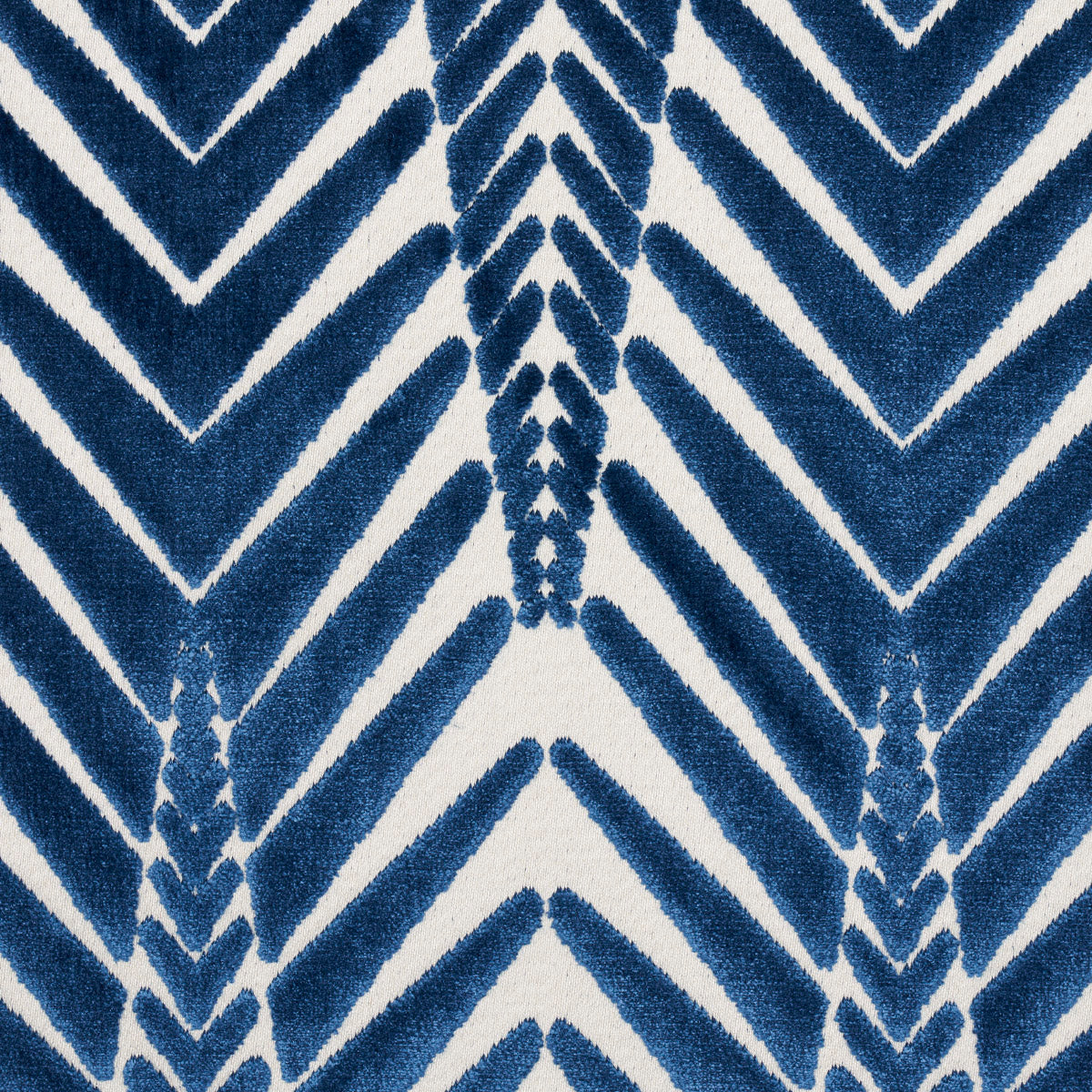ZEBRA-VELVET-SILVER-BLUE-SCHUMACHER-83400 - Schumacher Tela