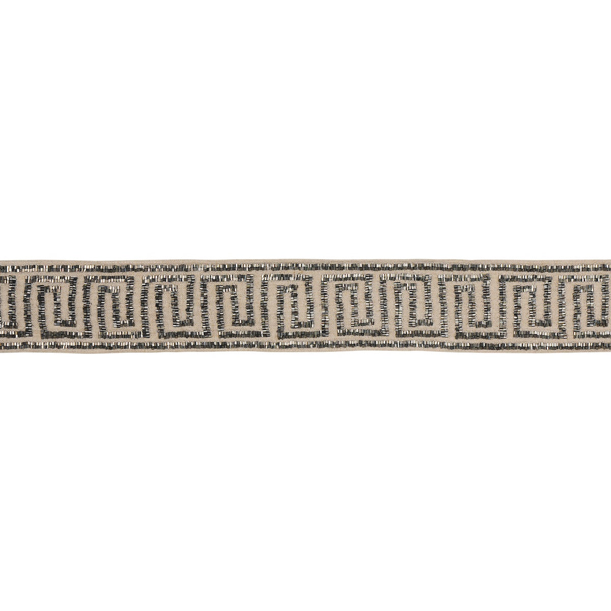 DELPHI-BEADED-TAPE-MERCURY-ON-NATURAL-SCHUMACHER-83640 - Schumacher Recortar
