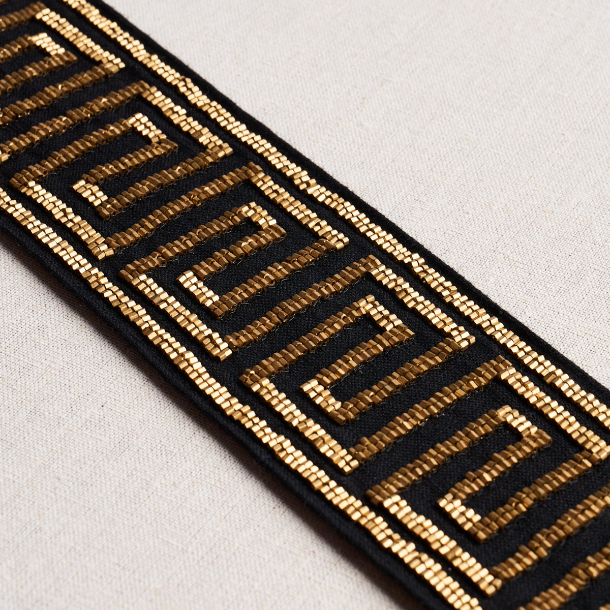 DELPHI-BEADED-TAPE-GOLD-ON-BLACK-SCHUMACHER-83642 - Schumacher Trim