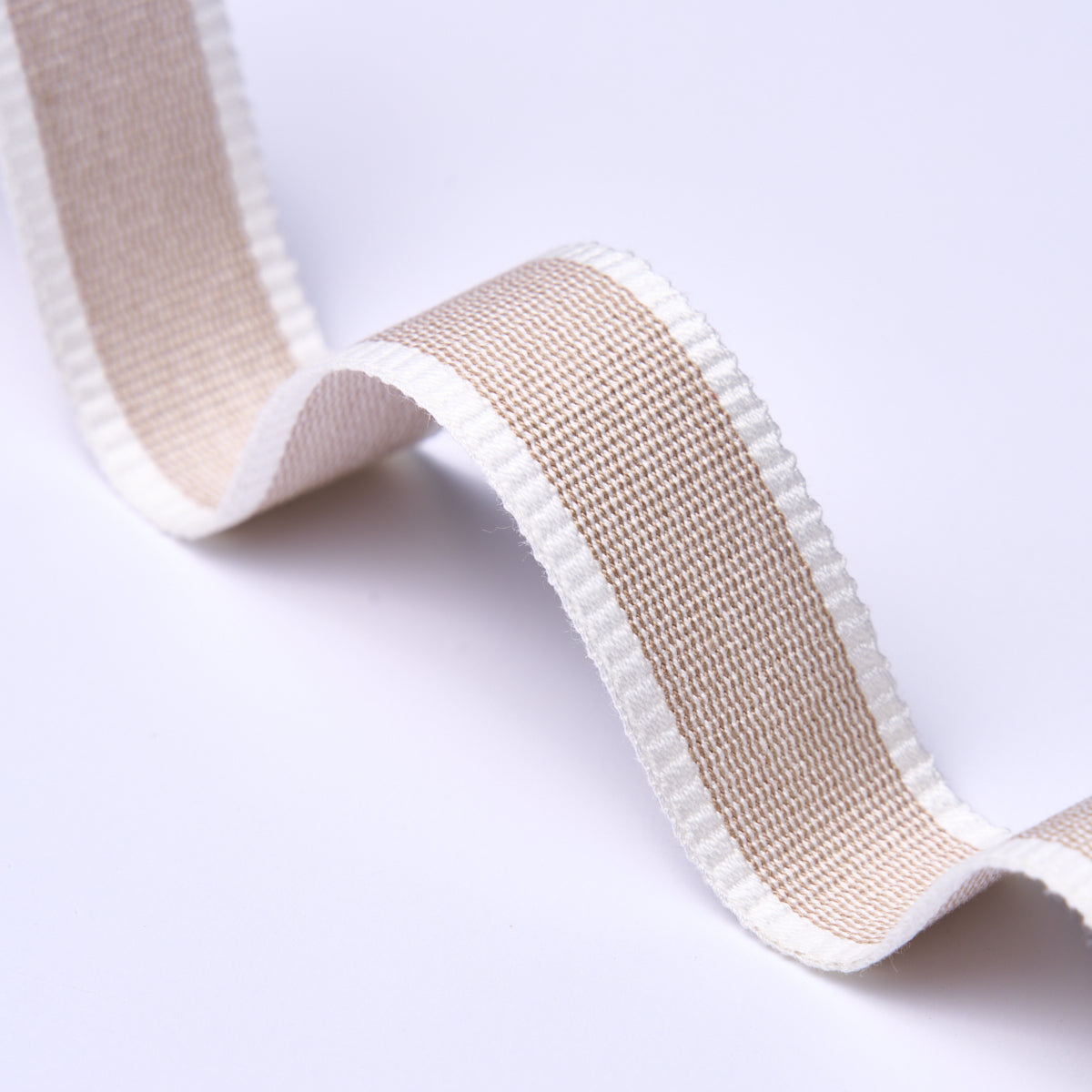 SANDPIPER-TAPE-NARROW-NATURAL-SCHUMACHER-83891 - Schumacher Recortar
