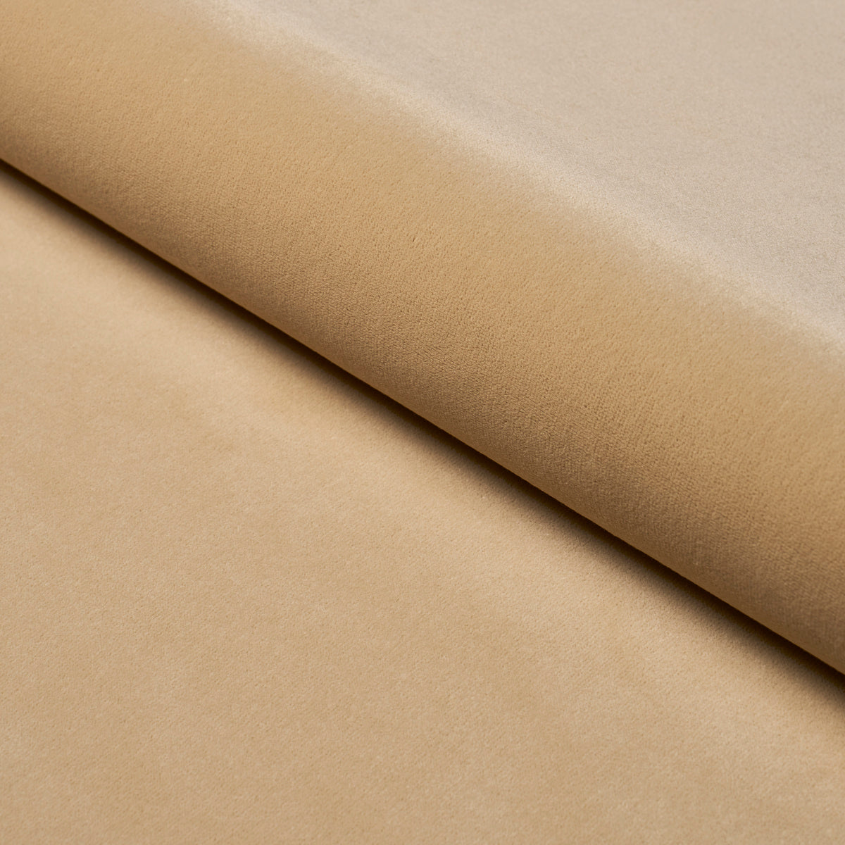ALISTAIR-INDOOR-OUTDOOR-VELVET-BEIGE-SCHUMACHER-84132 - Schumacher Fabric