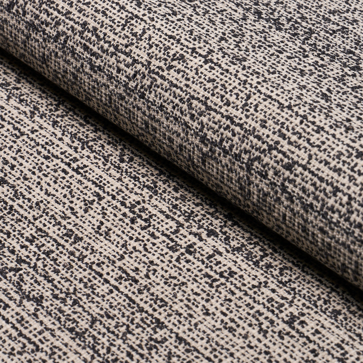 SADIE-INDOOR-OUTDOOR-BLACK-ON-NATURAL-SCHUMACHER-84152 - Schumacher Fabric