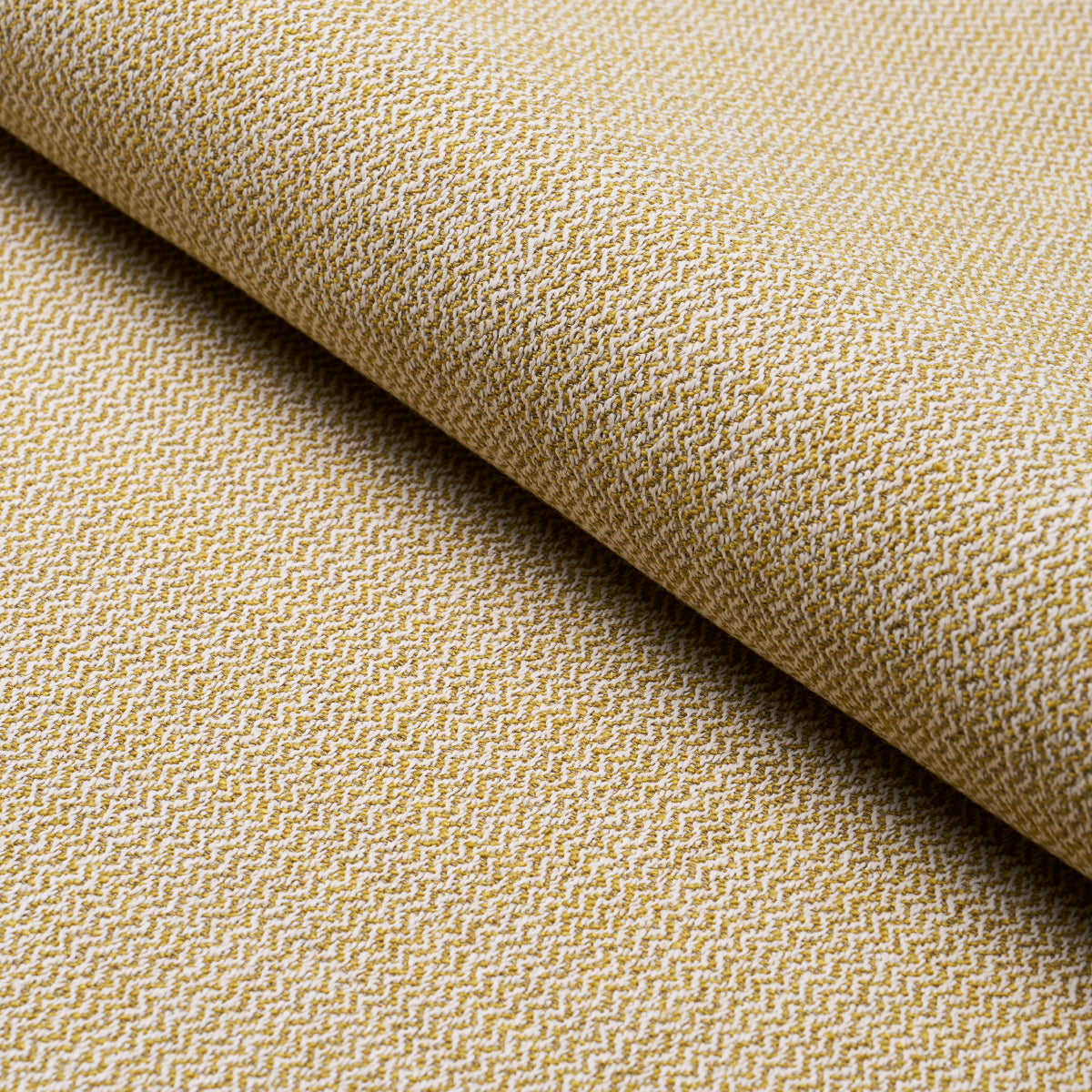 SIMON-INDOOR-OUTDOOR-OCHRE-SCHUMACHER-84181 - Schumacher Tela
