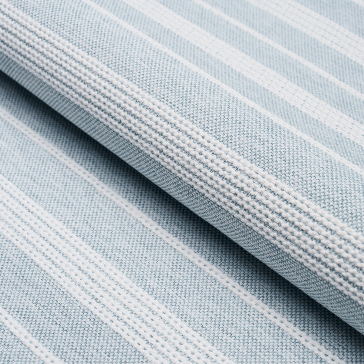 SERRA-MESA-INDOOR-OUTDOOR-STRIPE-CHAMBRAY-SCHUMACHER-84271 - Schumacher Tela