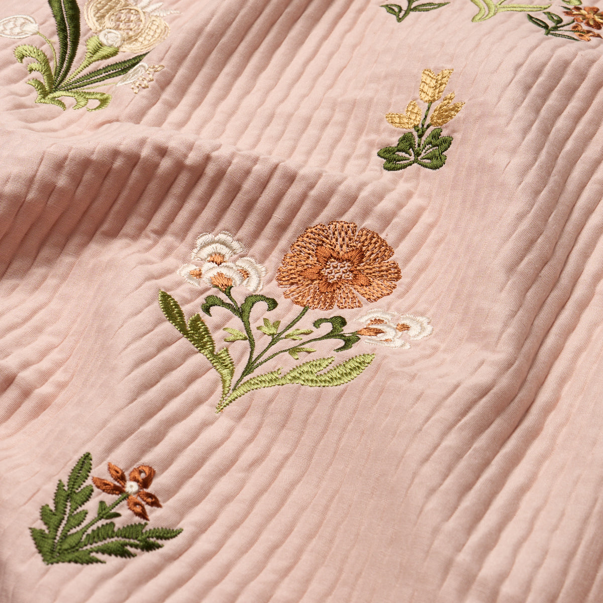 ELMSLIE-EMBROIDERY-PETAL-SCHUMACHER-84372 - Schumacher Fabric