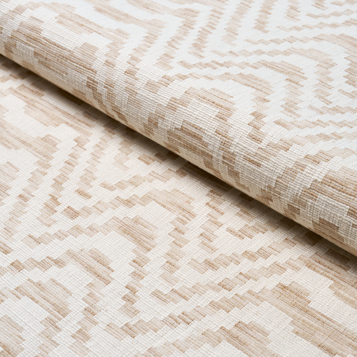 STEPPED-CHEVRON-LINEN-SCHUMACHER-84641 - Schumacher Tela