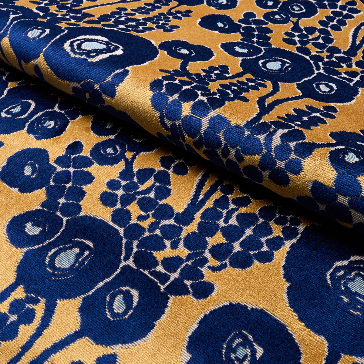 EMELIE-VELVET-SAPPHIRE-GOLD-SCHUMACHER-84791 - Schumacher Fabric