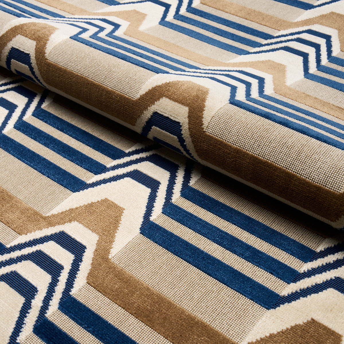 ALDO-VELVET-CADET-CAMEL-SCHUMACHER-84810 - Schumacher Fabric