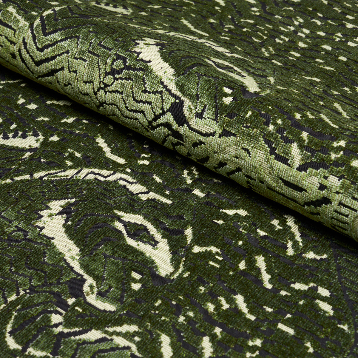 TIGRESS-VELVET-MALACHITE-SCHUMACHER-84832 - Schumacher Fabric