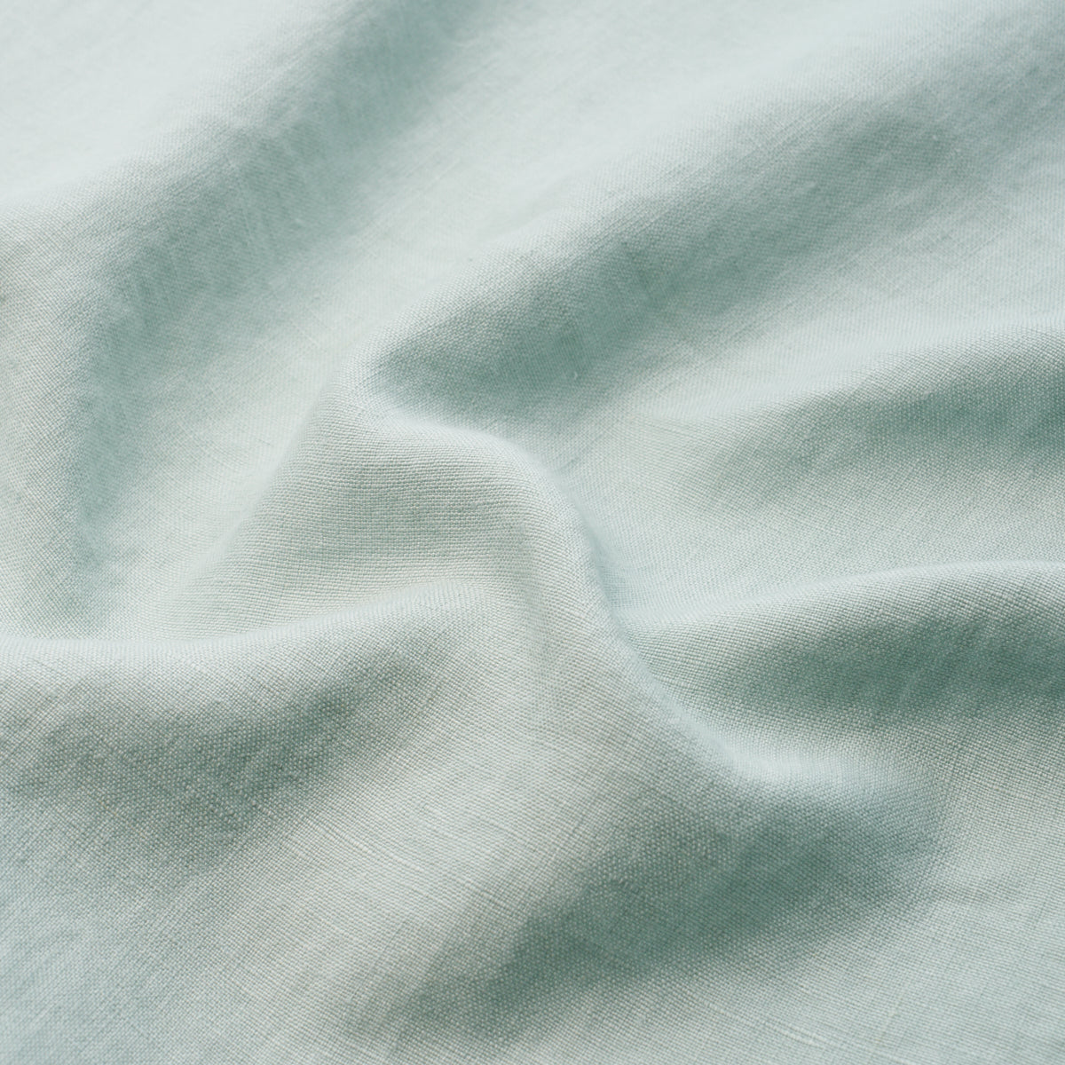 LESLIE-STONEWASHED-SHEER-MINERAL-SCHUMACHER-84937 - Schumacher Fabric