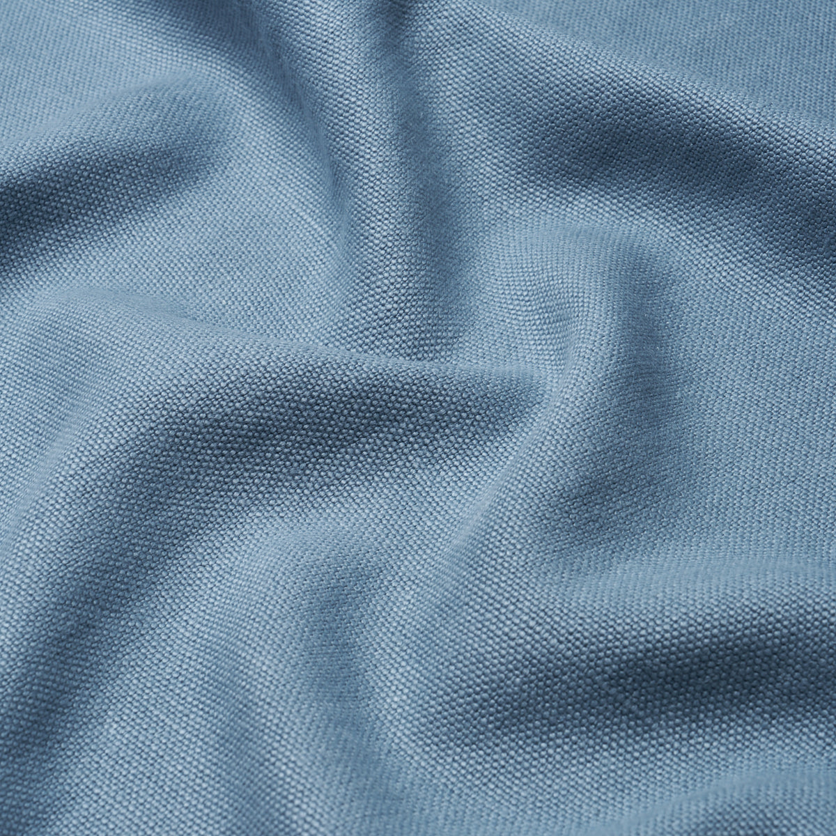 FRANC-LINEN-CHAMBRAY-SCHUMACHER-84946 - Schumacher Fabric