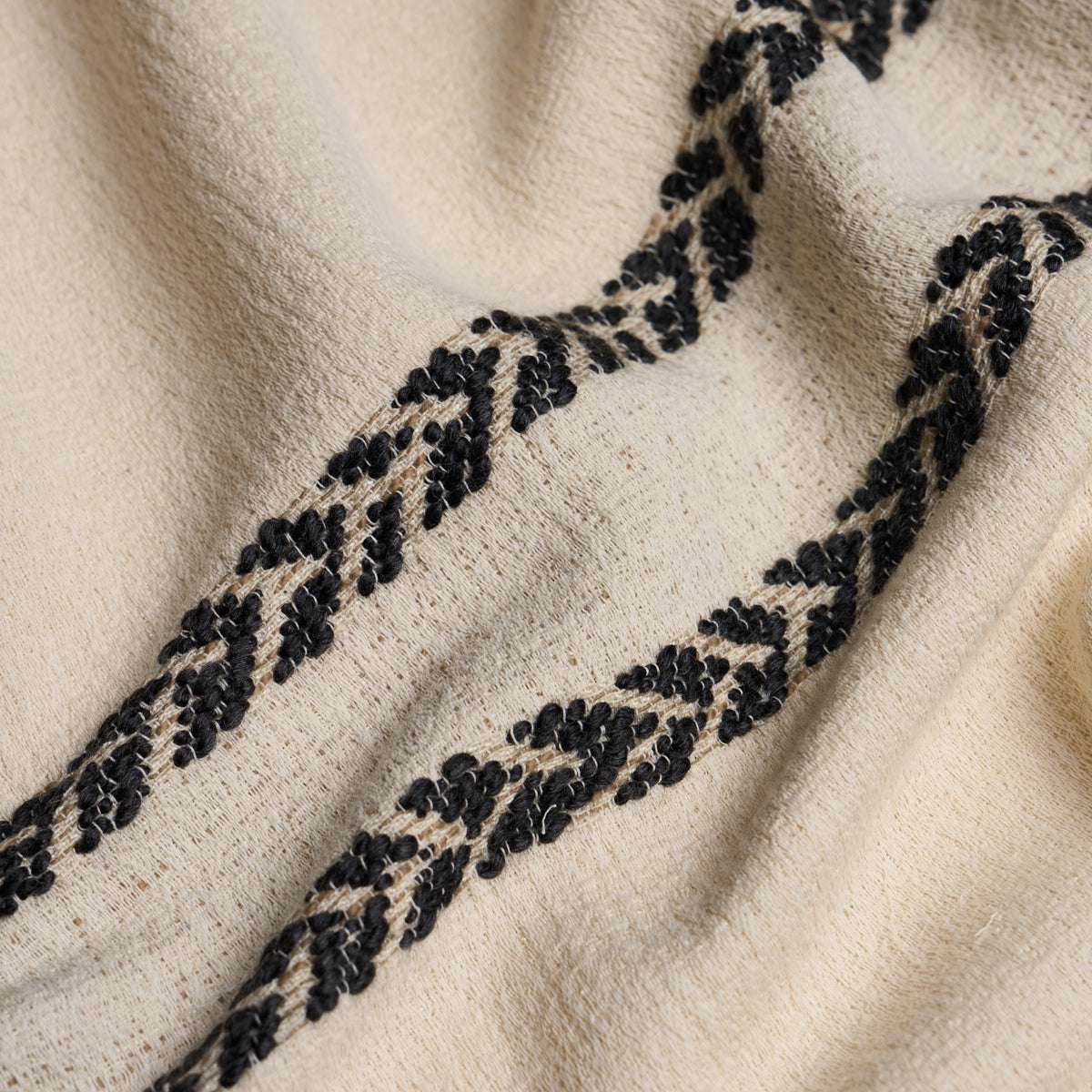 PLAINS-STRIPE-CASEMENT-GRAPHITE-SCHUMACHER-85051 - Schumacher Fabric