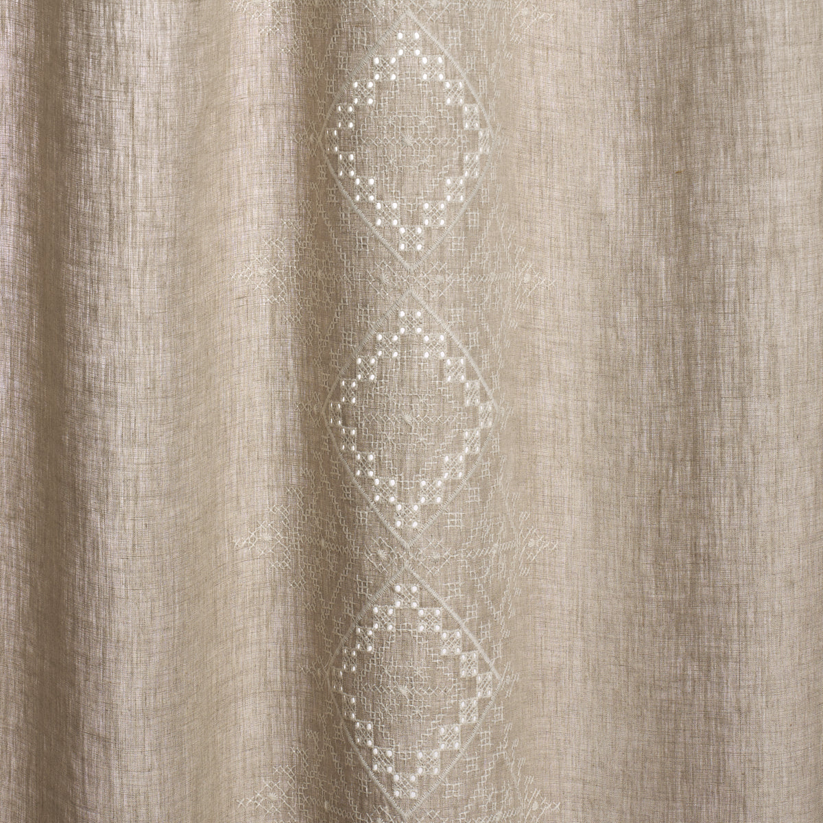 BIRGITTA-SHEER-LINEN-SCHUMACHER-85121