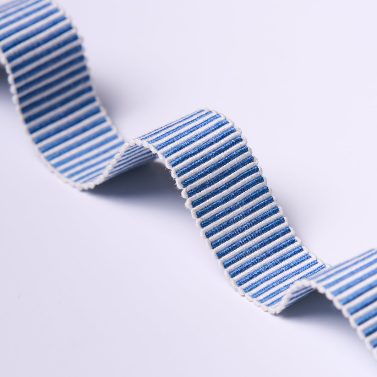 KNOX-TAPE-NARROW-INDIGO-SCHUMACHER-85222 - Schumacher Trim