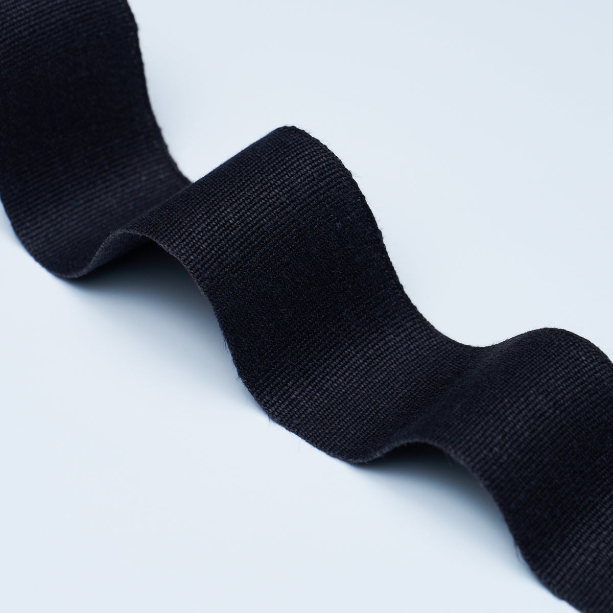 MATHIAS-LINEN-TAPE-WIDE-BLACK-SCHUMACHER-85252 - Schumacher Trim