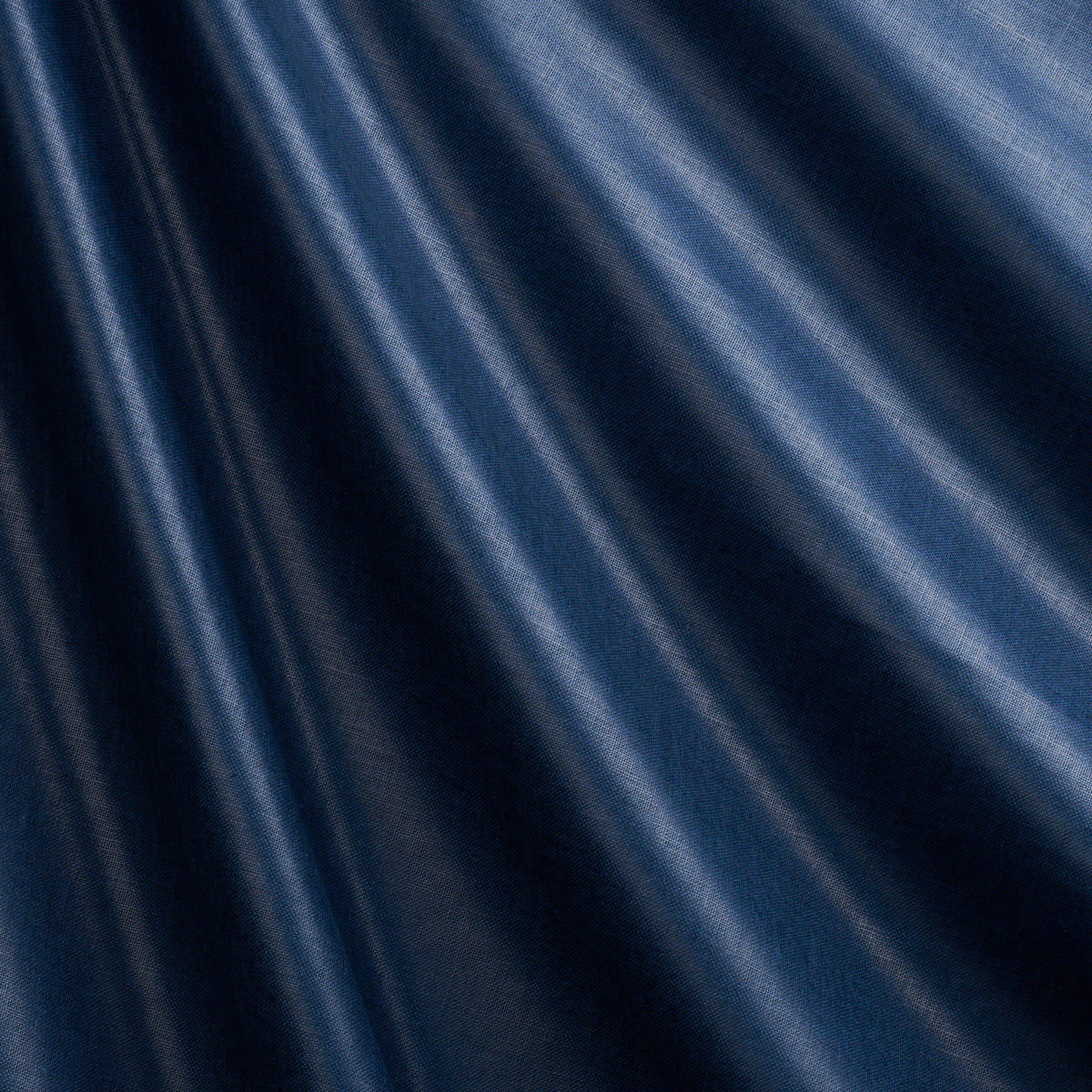 PATENT-LINEN-NAVY-SCHUMACHER-85274 - Schumacher Fabric