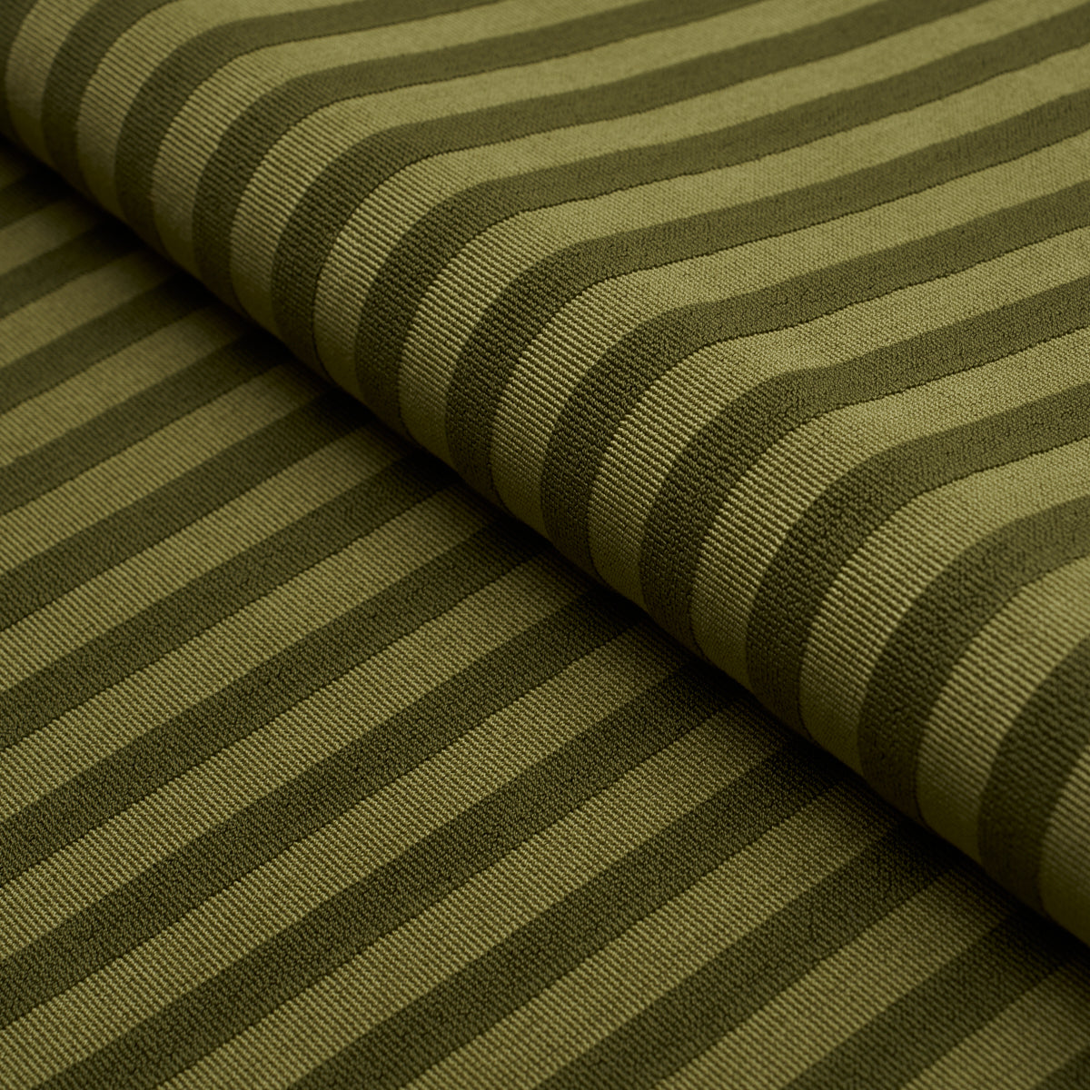 PIPE-ILLUSION-MOSS-SCHUMACHER-85512