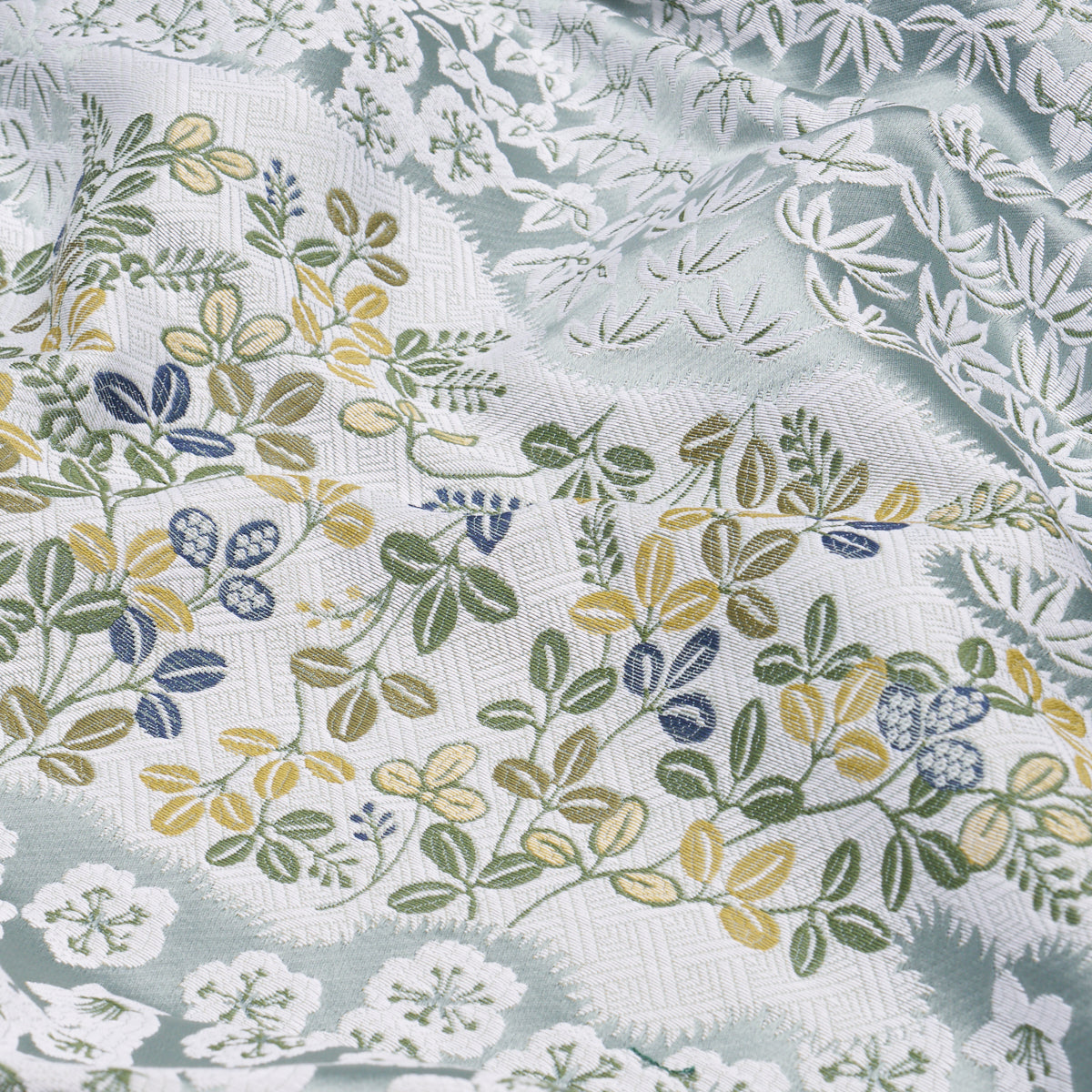 LORENE-SKY-SCHUMACHER-85642 - Schumacher Fabric