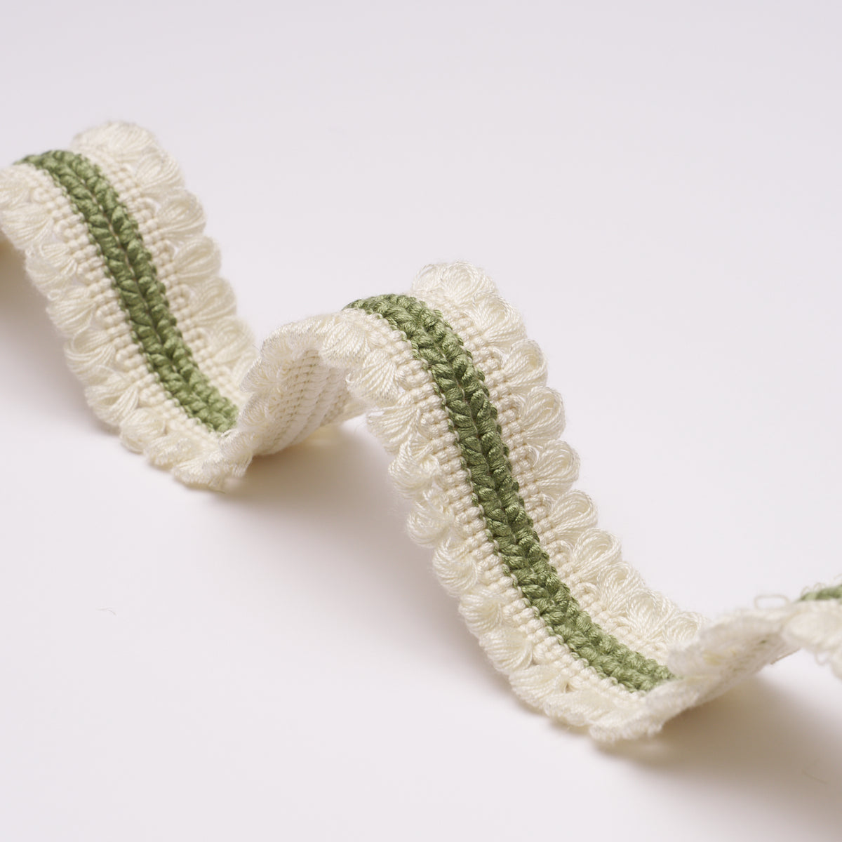MIRIAM-TRIM-LEAF-SCHUMACHER-85661 - Schumacher Recortar