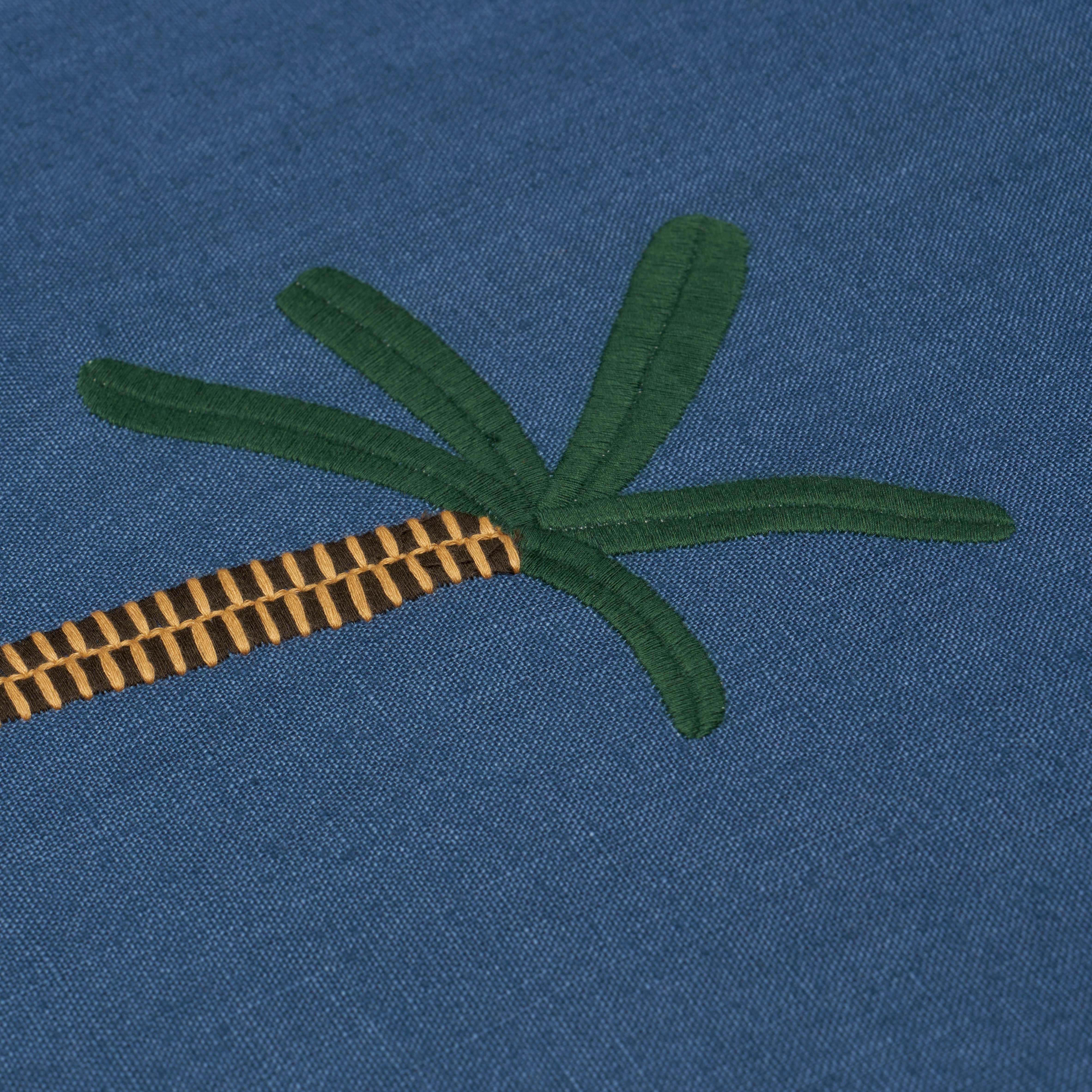 TROPICAL-TREES-BLUE-SCHUMACHER-85852