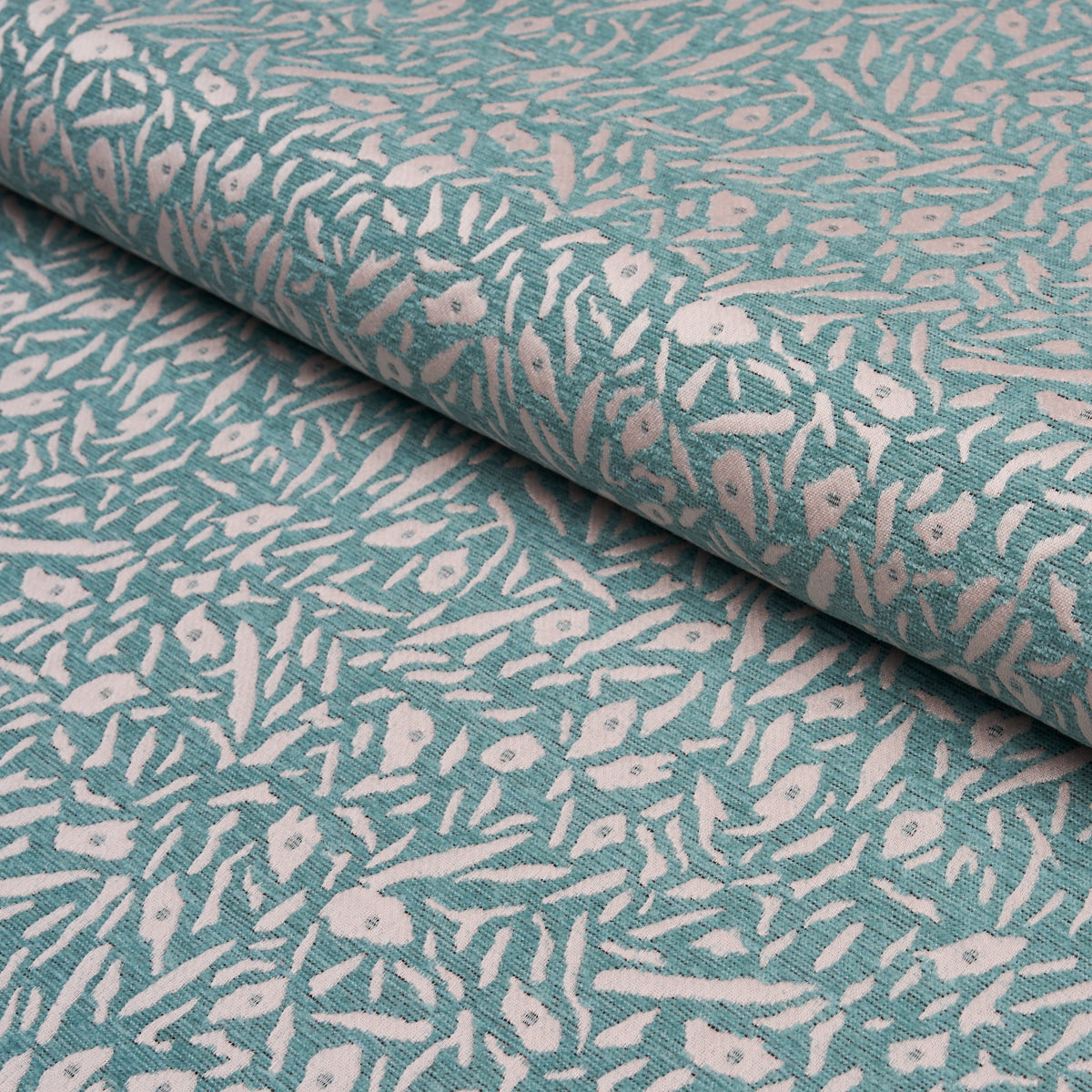 JUNGLE-MOSS-SKY-SCHUMACHER-85862 - Schumacher Fabric