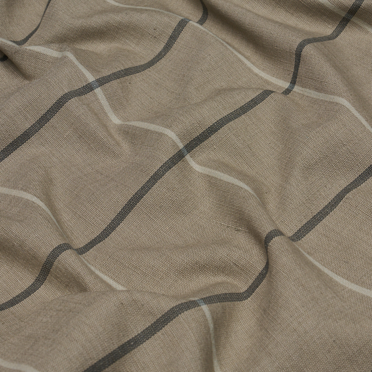 TAOS-GRID-TAUPE-SCHUMACHER-85910 - Schumacher Fabric