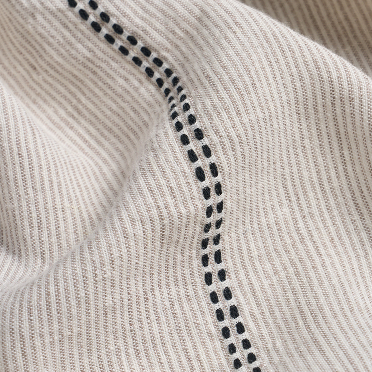CLYDE-SHEER-DRIFTWOOD-SCHUMACHER-85972 - Schumacher Fabric