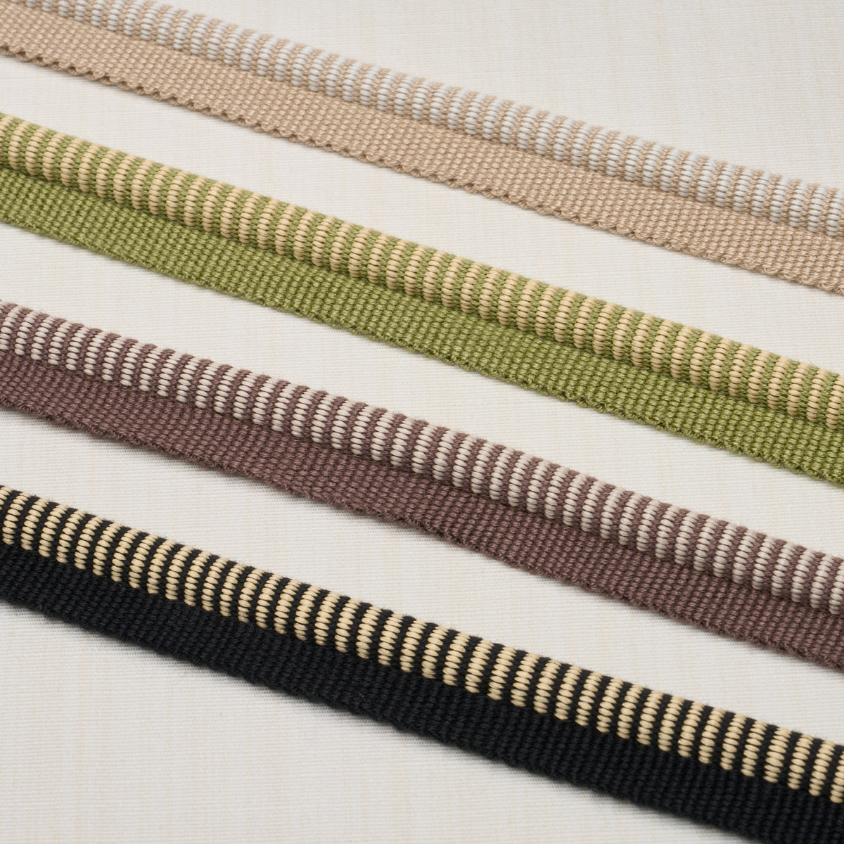 SEVILLE-RIBBED-CORD-BROWN-SCHUMACHER-86522 - Schumacher Trim