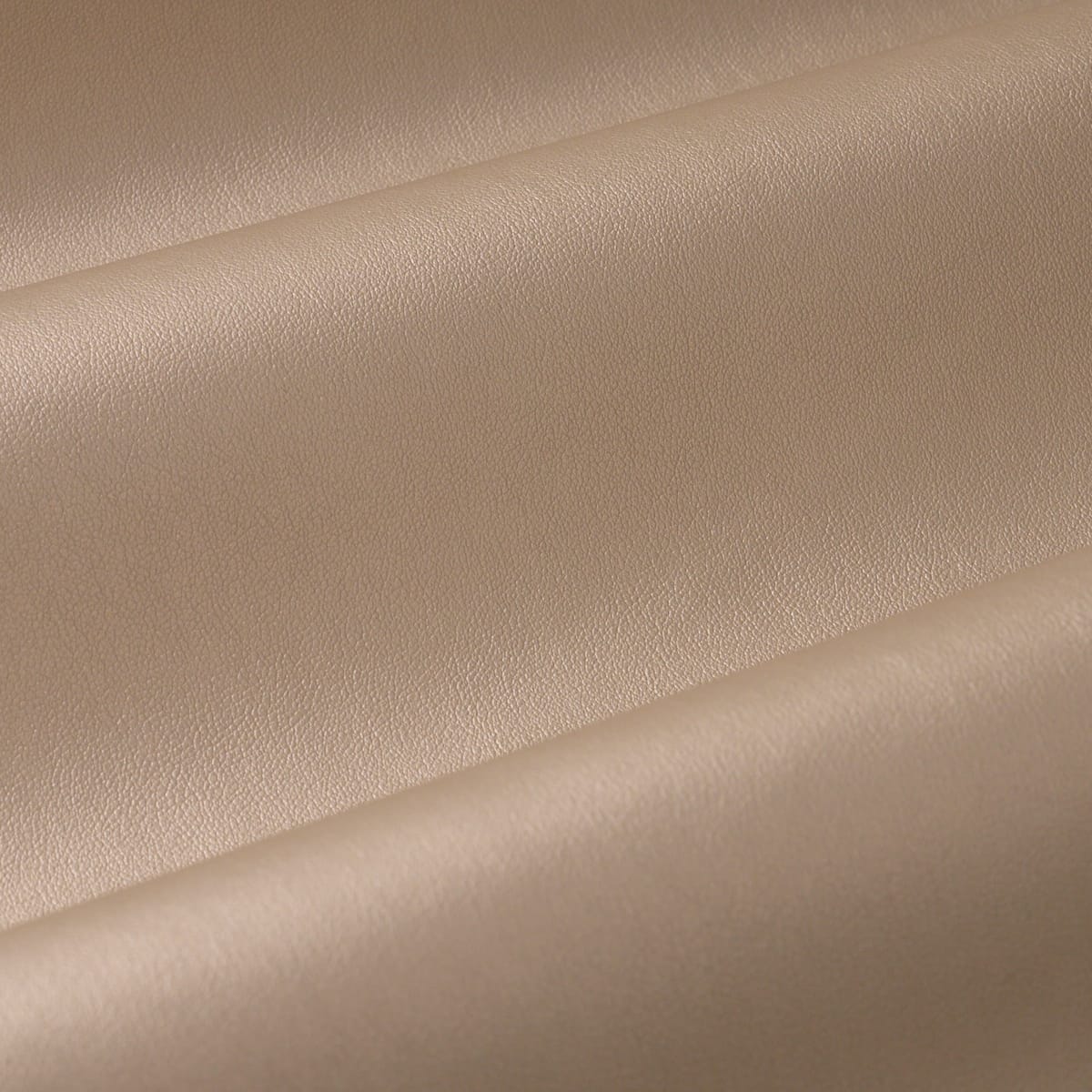 METALLIC-VEGAN-LEATHER-OUTDOOR-DUNE-SCHUMACHER-86991 - Schumacher Fabric