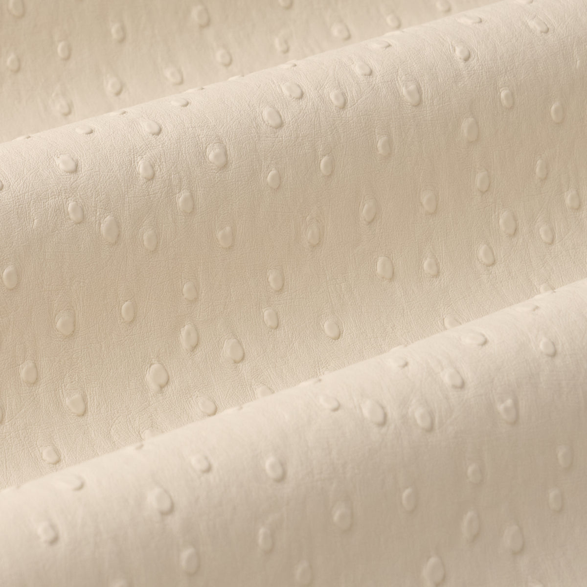 OSTRICH-VEGAN-LEATHER-CREAM-SCHUMACHER-87281 - Schumacher Fabric