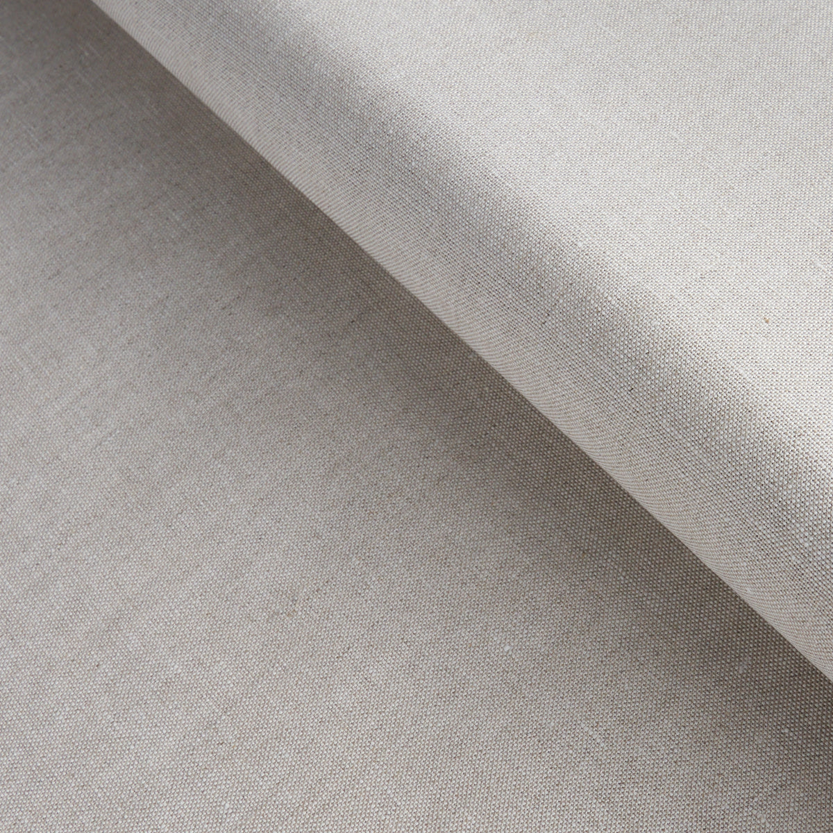 MIDDLETON-LINEN-LINEN-SCHUMACHER-93186 - Schumacher Fabric