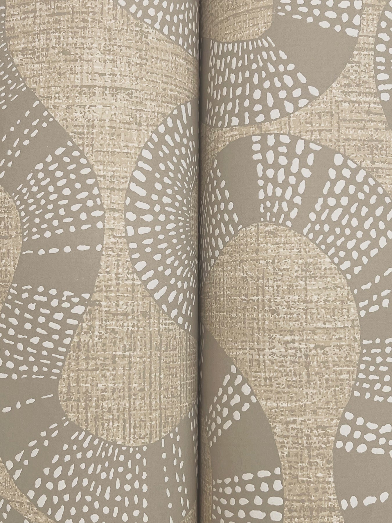 ophidia-taupe-york-wallcoverings-ab3003
