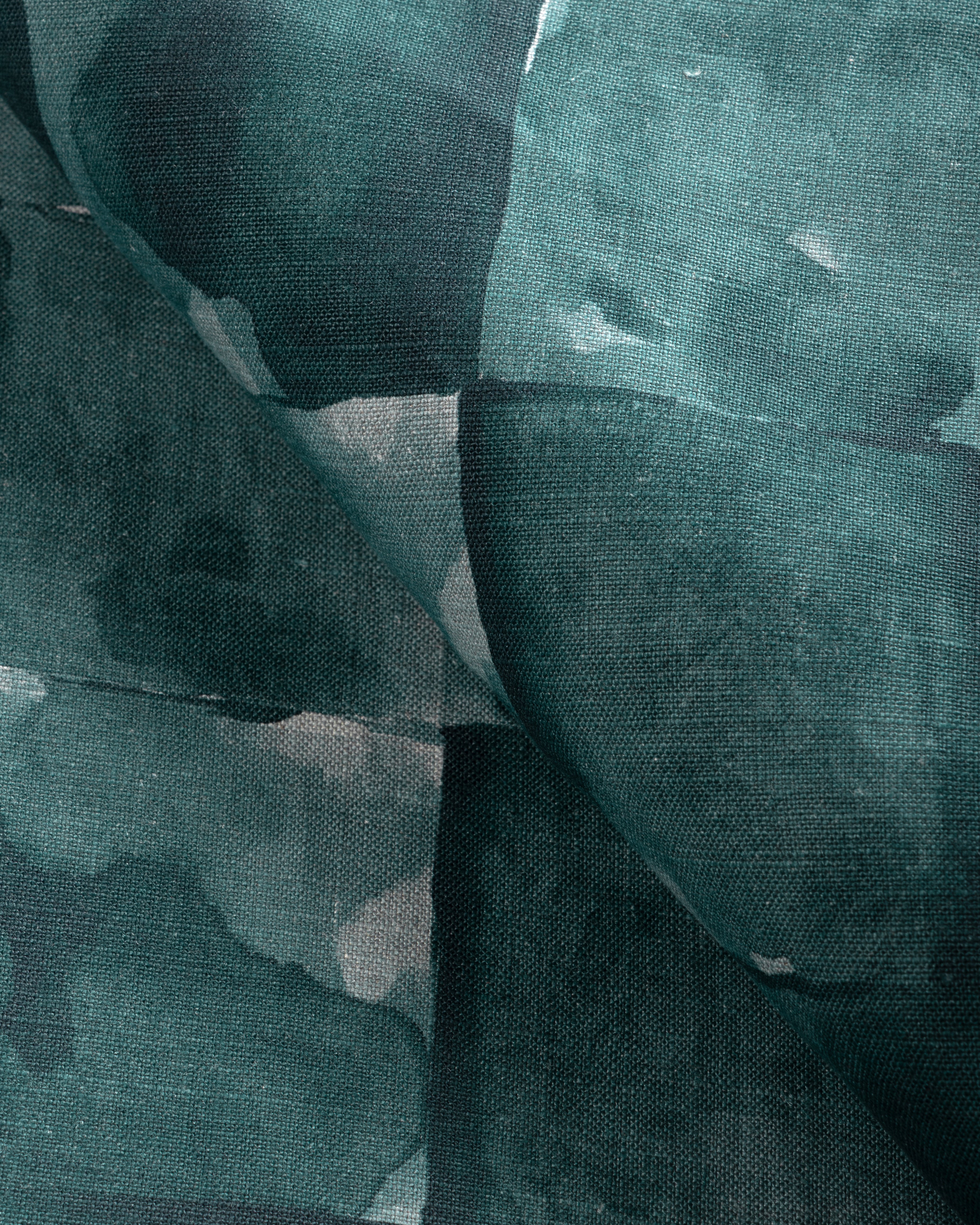 Acuarela - Azul - Kravet Couture Fabric